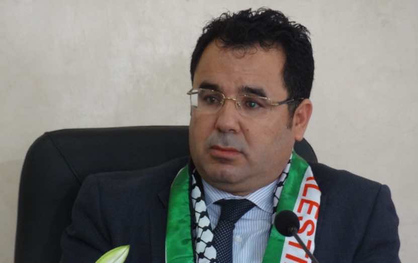 قطر وسط الجدل بين البام والبيجدي في طنجة