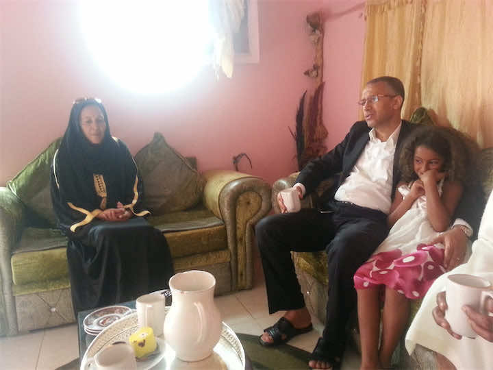 بعدما كرمه بإطلاق اسمه على قاعة في الوزارة الشوباني يزور أسرة سائقه المتوفي