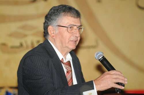 بروفايل: سميح القاسم واجه الموت بقوله: انا لا احبك يا موت