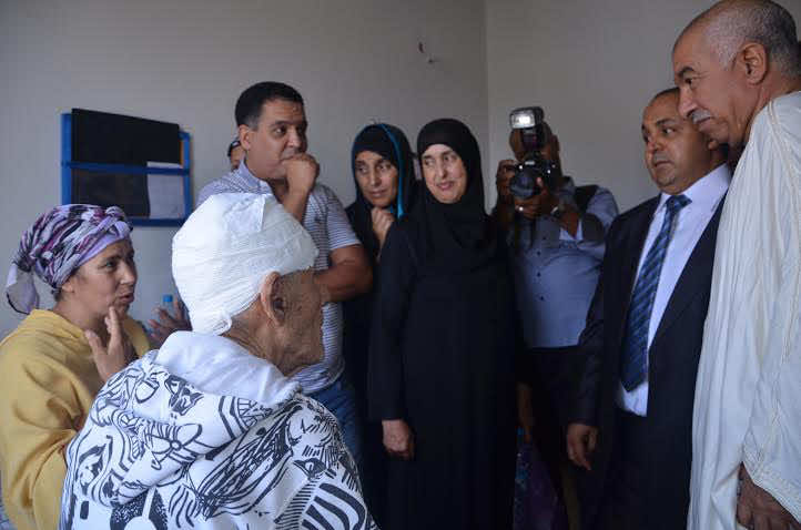 منتخبون وفنانون في زيارة للمصابين بعد انهيار عمارات بوركون‎