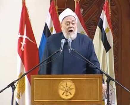 مفتي مصر يعتبر الزواج بدون عقد جائز وعلماء المغرب يردون: "هذا لغو"