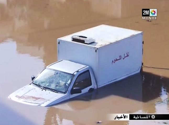فيديو : أحياء بمدينة سلا تتنفس تحت الماء بفعل الامطار