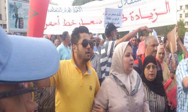 زوجة شباط تقود بفاس مسيرة الغضب ضد بنكيران 