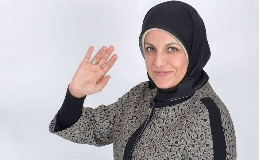 مرشح شيوعي وامرأة محجبة يفوزان في الانتخابات البلدية التركية