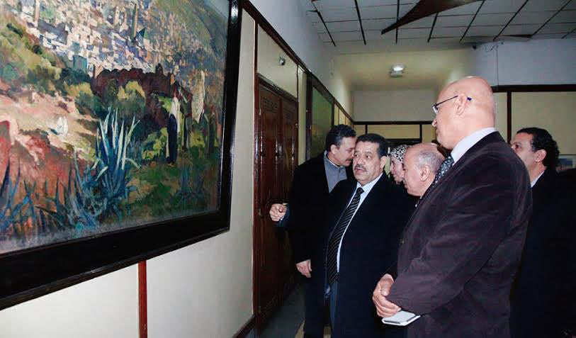 شباط السياسي " المتخصص في شرح اللوحات التشكيلية "