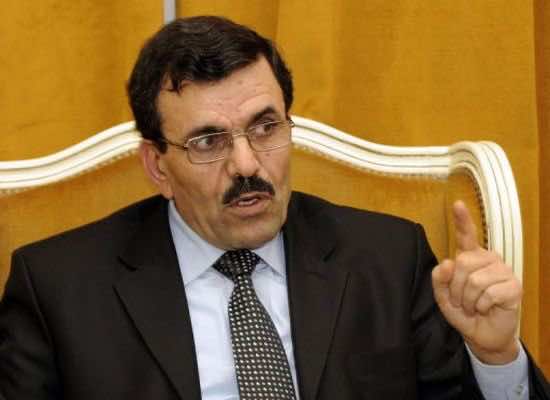 الحزب الاسلامي الحاكم في تونس يتخلى عن السلطة