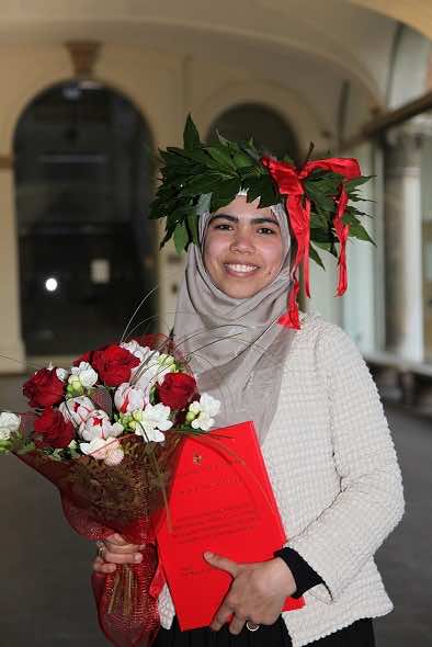  أول مغربية تسمح لها إيطاليا بممارسة الطب تفضح تجاهل السفارات المغربية للأدمغة بالخارج