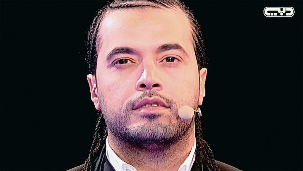 عبد الفتاح الجريني في فيديو معبر رفقة ابنة أخته الصغيرة “جنات
