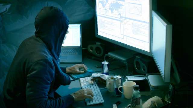  "هاكرز" يهاجمون شركة مصرفية بأمريكا ويؤثرون على 83 مليون عميل