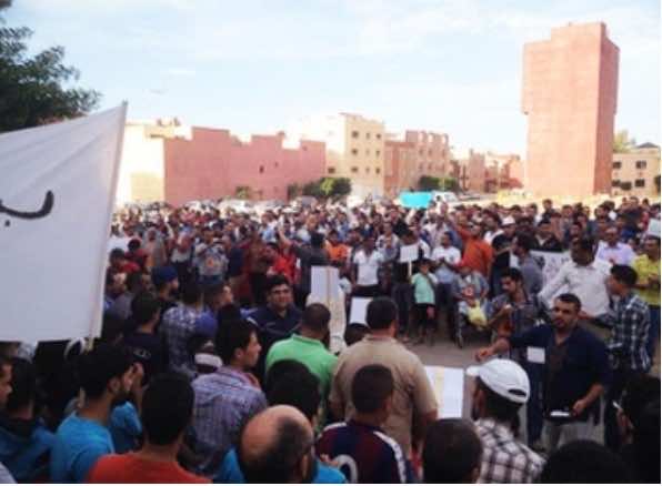 سكان أحفير وبركان يحتجون على إرتفاع فواتير الماء والكهرباء