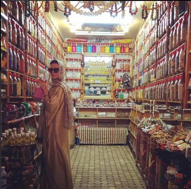 هكذا قضت كاتي بيري عطلة عيد ميلادها في مراكش