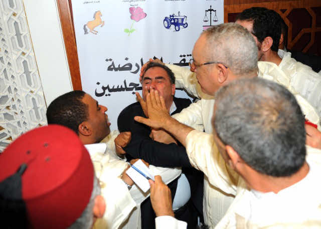 اللبار يحرج البام أمام الملك وقرار طرده من الحزب غير قانوني‎