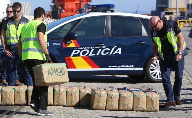 حجز أزيد من 400 كيلوغرام من الحشيش في ميناء طريفة