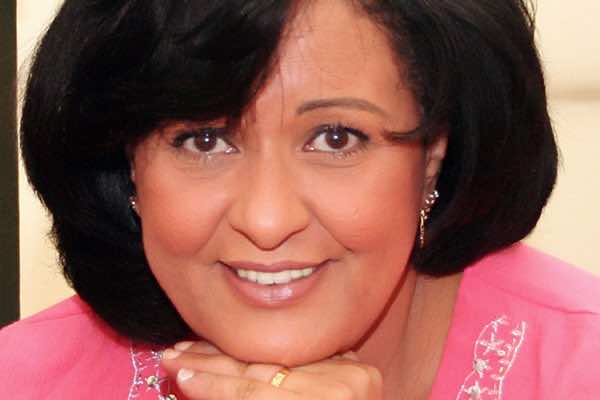 وفاة الفنانة معالي زايد عن عمر يناهز 61 سنة 