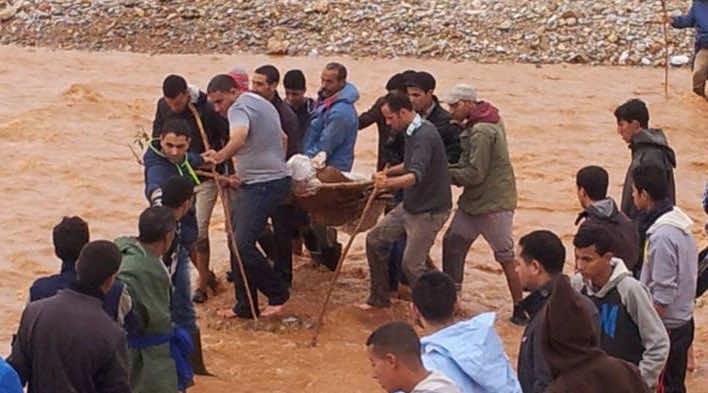تفاصيل الفاجعة التي أغرقت المغرب وقتلت 40 مواطنا