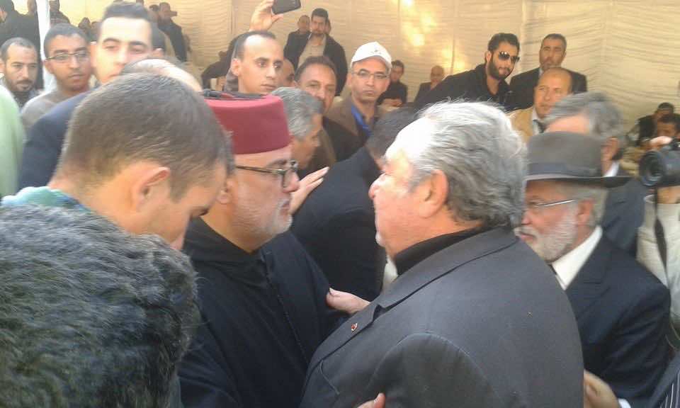 شيوخ السلفية والطائفة اليهودية في جنازة باها