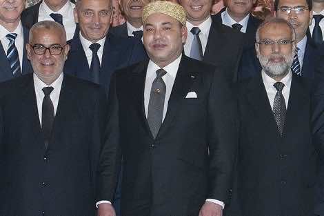 الملك يعزي في بها وينعته برجل الدولة الكبير  