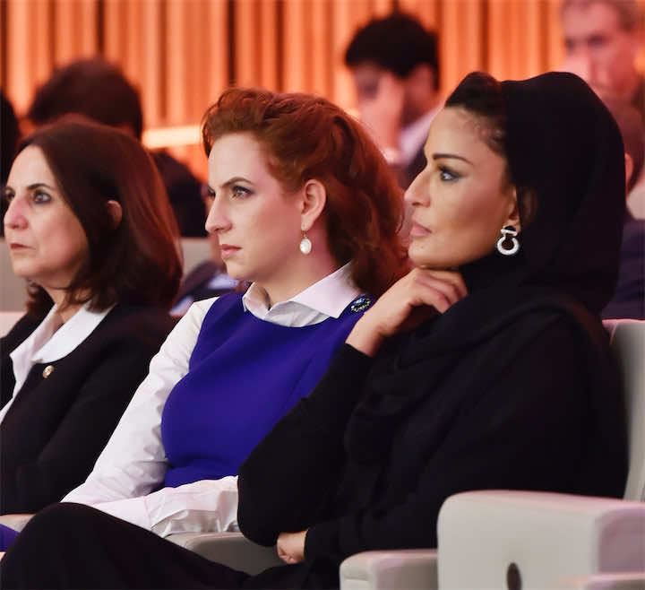  الأميرة للا سلمى تزور معرض مؤتمر القمة العالمي للابتكار في الرعاية الصحية بالدوحة