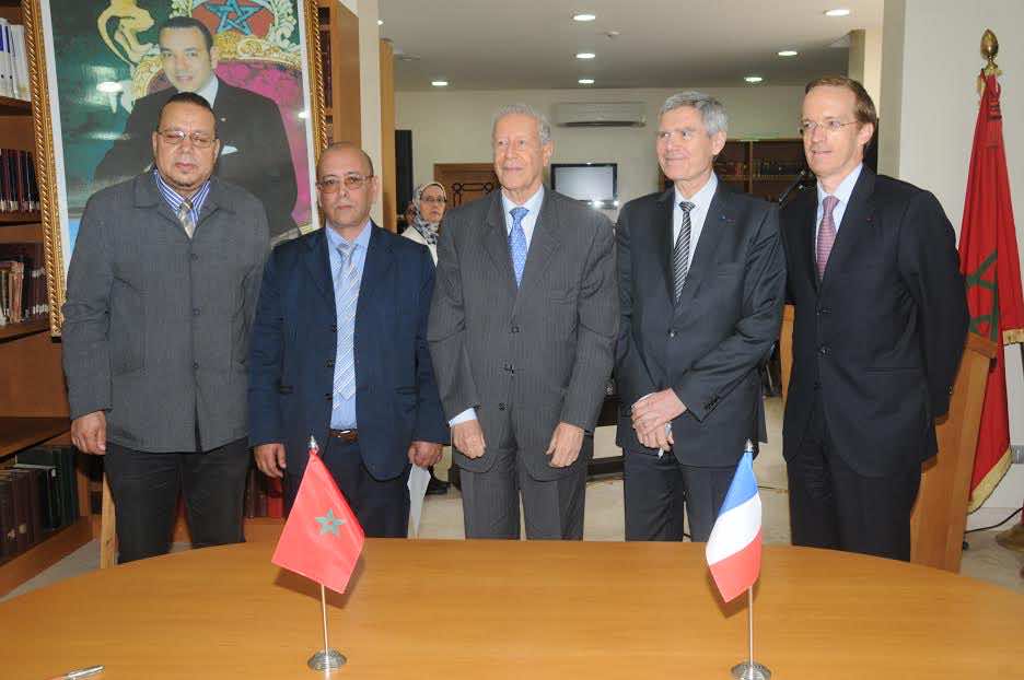 ثانويتان مغربيتان توقعان اتفاقية شراكة مع مدرسة بوليتكنيك الفرنسية