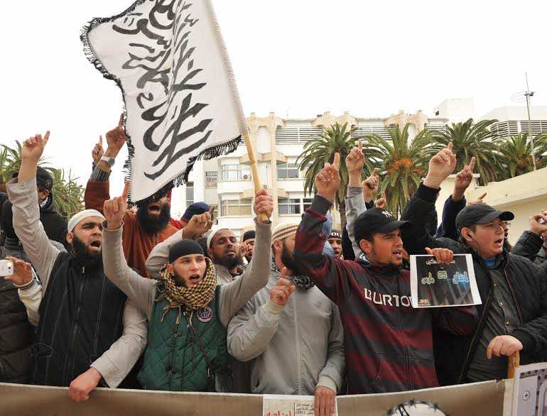 عشية ذكرى 16 ماي...السلفيون يحتجون أمام مساجد المملكة