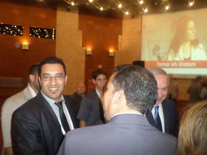 ناشط أمازيغي يزور إسرائيل ويلتقط صورا مع نتنياهو  -صور