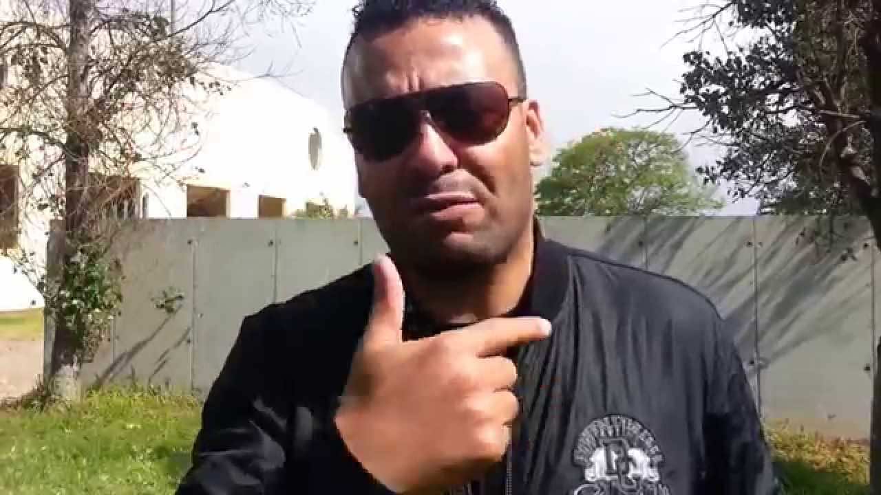 الدولي المغربي السابق حديود يتعرض للسرقة أمام بيته في تمارة