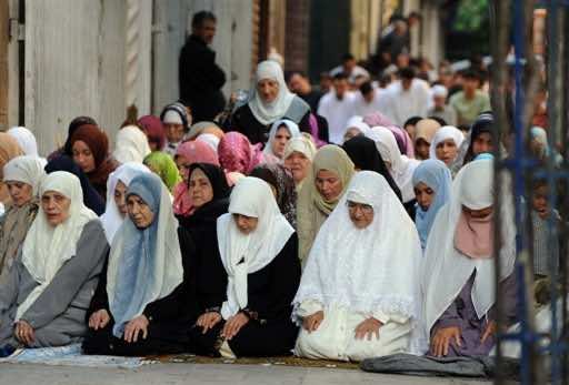 وفاة إمرأة داخل المسجد في ليلة القدر