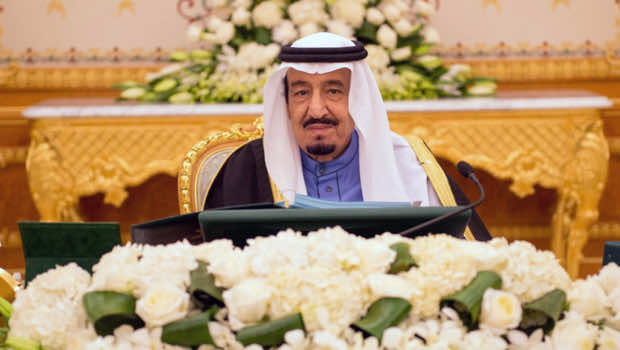 ضجة في فرنسا بعد "إغلاق" العائلة الملكية السعودية شاطئا عاما في وجه الفرنسيين!