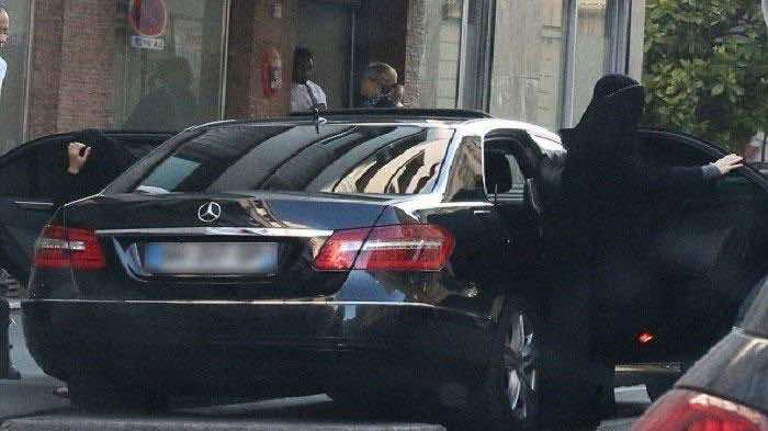 عارضة أزياء عالمية ترتدي النقاب.. والسبب إجراء عملية التجميل ـ صور