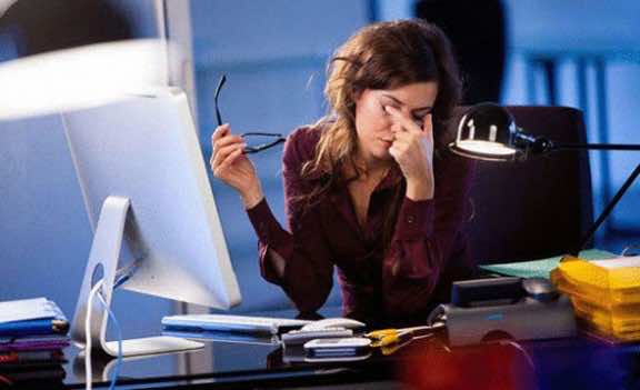 دراسة: البريد الإلكتروني خارج ساعات العمل مدمر للأعصاب