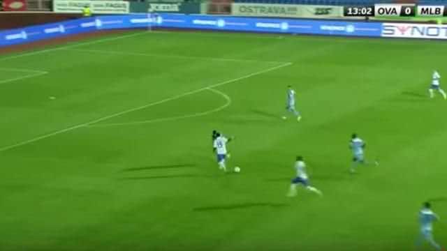 هدف "ماردوني" للاعب غاني شاب في الدوري التشيكي-فيديو