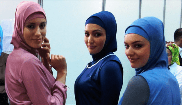 صناعة الأزياء تزدهر في العاصمة الإيرانية