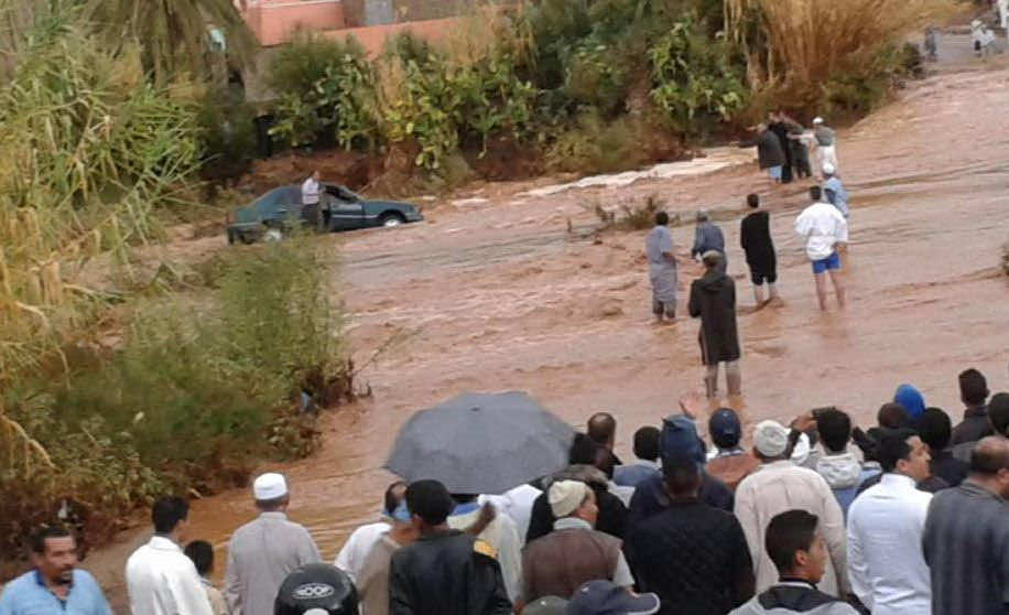 نجاة رئيسة جماعة منتخبة حديثا من الموت غرقا بتزنيت- صور
