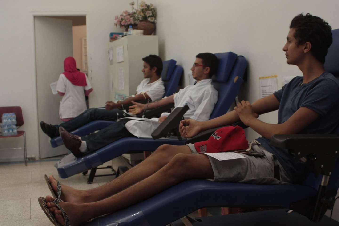 طلبة كليات الطب يطلقون حملة للتبرع بالدم