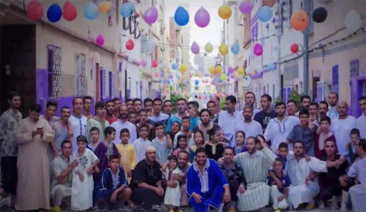 سكان حي شعبي بطنجة حولوا حيهم الى "مشتل بهي" احتفاء بالعيد-فيديو