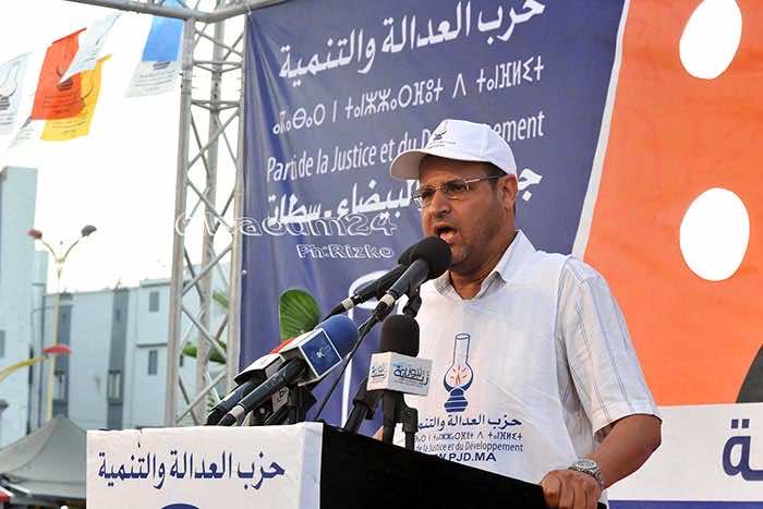 حيكر يربط بين تسقيف سن ولوج مباريات التعليم وهاجس صناديق التقاعد.. "كان الأولى تسقيف أسعار المحروقات"