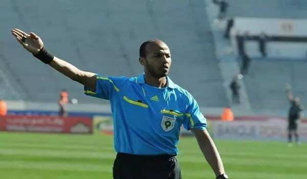 اعتذار الحكم الهراوي من المدرب السلامي  بعد مباراة الرجاء يثير الجدل