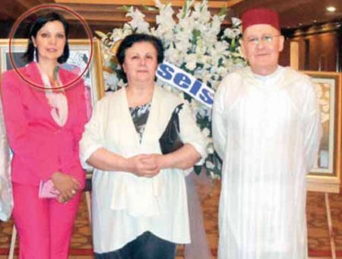 عارضة تركية: ضربوني في حفل لسفارة المغرب وزوجة السفير أهانت التركيات!