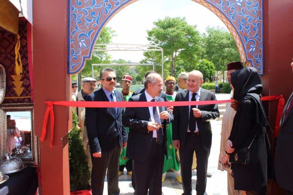 القصة الكاملة لادعاء عارضة تركية ضربها في حفل لسفارة المغرب بأنقرة