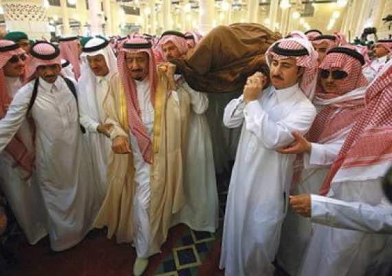 تعرف على أبرز 6 شائعات على الإنترنت في 2015