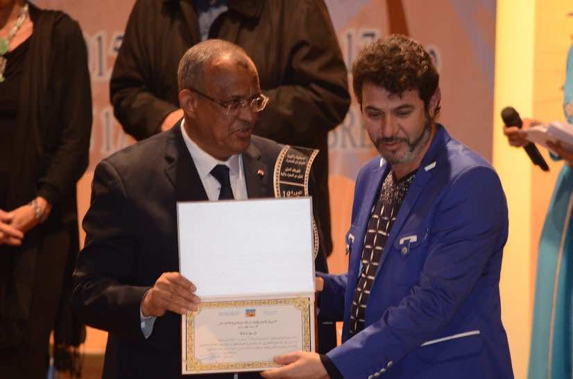الفيلم اليمني "أنا نجوم" يفوز بالجائزة الكبرى لمهرجان زاكورة للفيلم عبر الصحراء