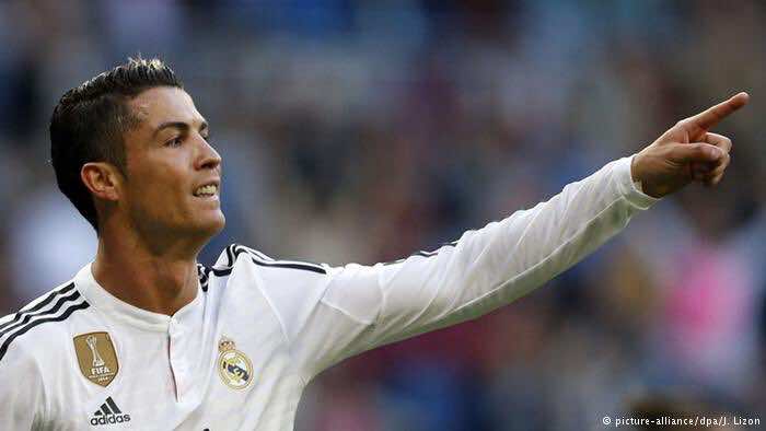هذا ما يجنيه رونالدو "ملك شبكات التواصل" مقابل كل تغريدة على تويتر!