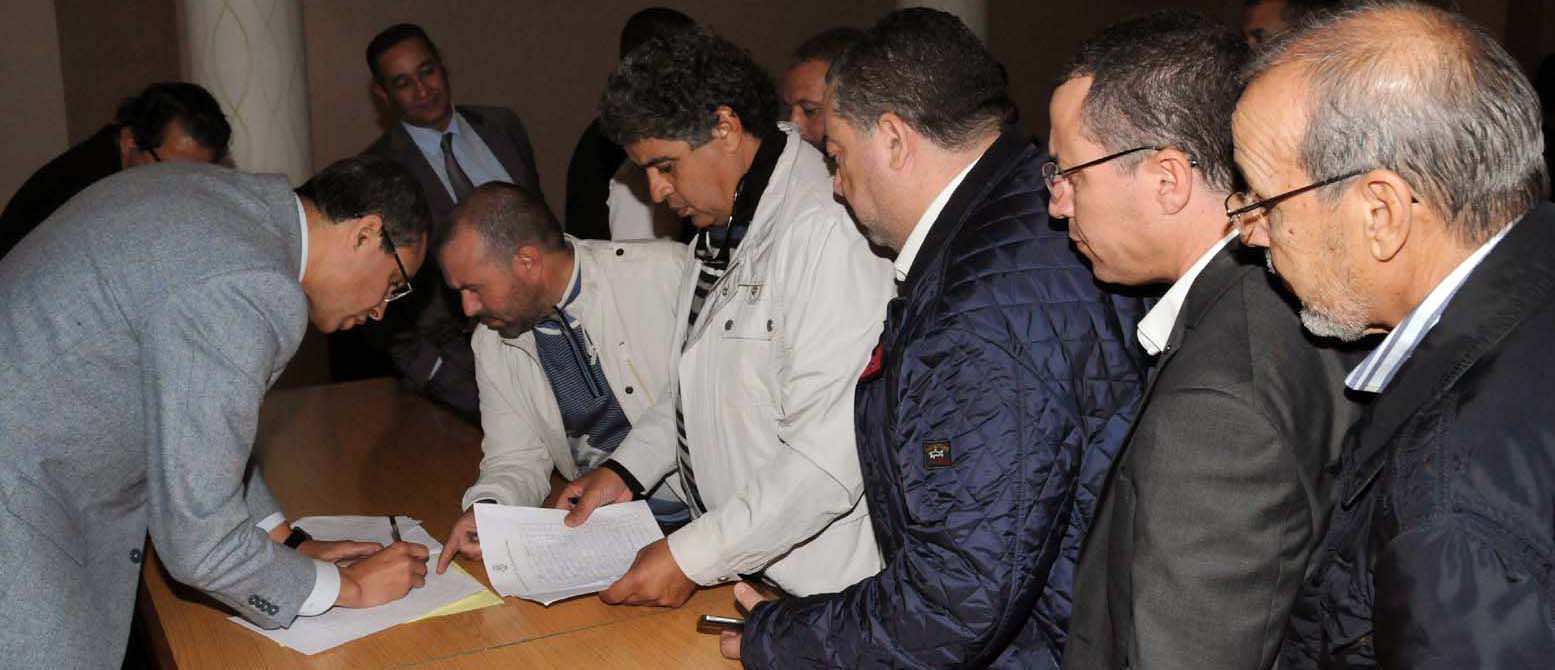 منخرطو الرجاء يطالبون بإلغاء الجمع الاستثنائي وبقاء بودريقة