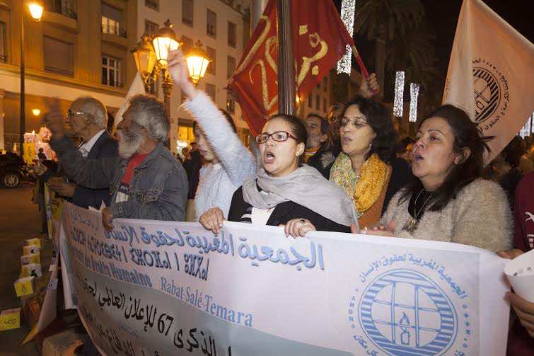 حقوقيون يرفعون شعار "ارحل" في وجه حصاد في اليوم العالمي لحقوق الإنسان