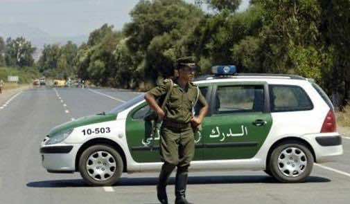 الجزائر تعتقل 11 مغربيا بتهمة التزوير وانتحال هوية الغير