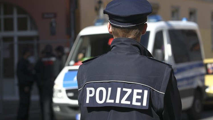 ألمانيا تعتقل مغربيا للاشتباه في سرقته هواتف محمولة ليلة الاحتفال برأس السنة