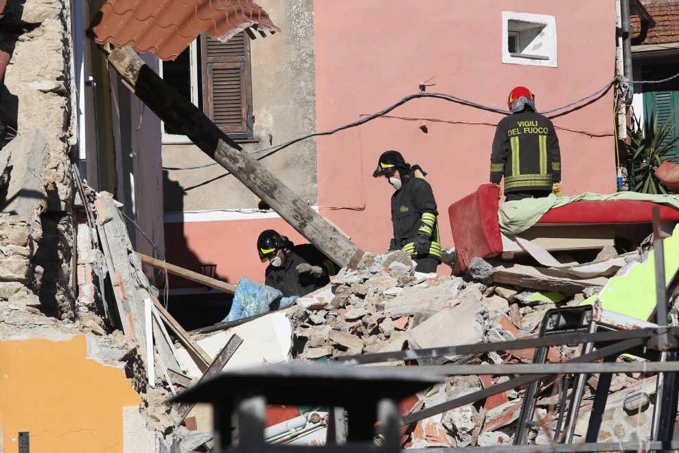 مقتل مغربية في انهيار منزل بسبب انفجار في إيطاليا