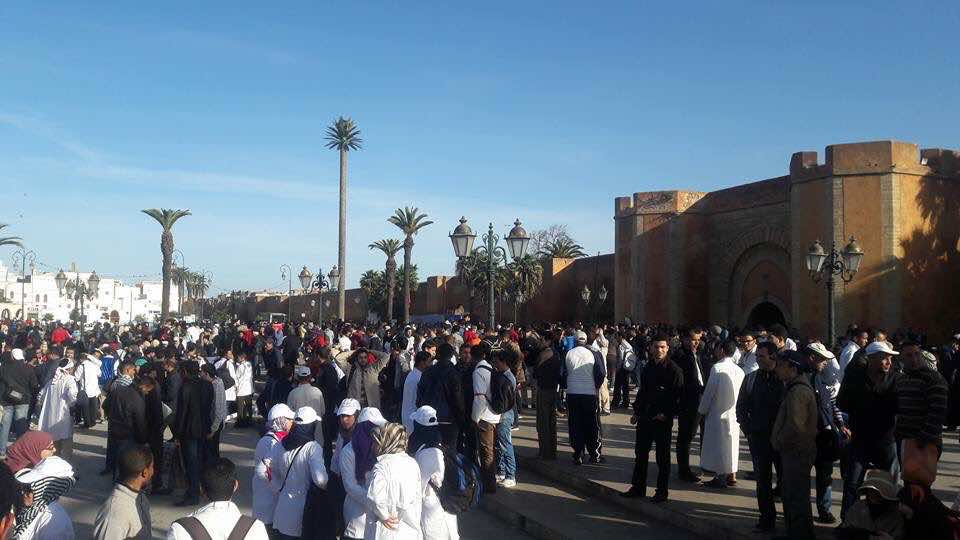 حالة ترقب بالرباط..إنزال أمني وإخلاء الشوارع استعدادا لمسيرة الأساتذة