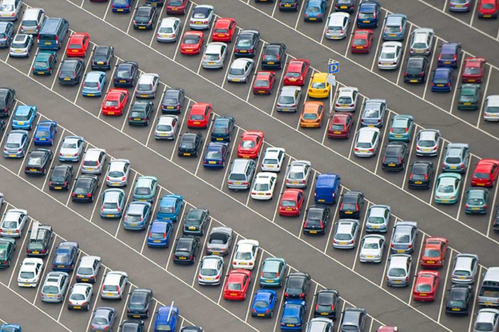 لتفادي الازدحام.. أول "باركينغ" من عدة طوابق بمراكش