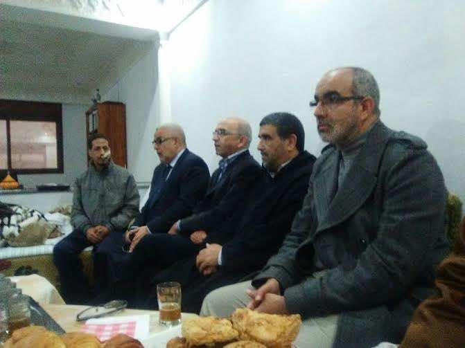 بنكيران يزور مستشار حزبه المعتدى عليه ويوصيه بالصبر على الابتلاء